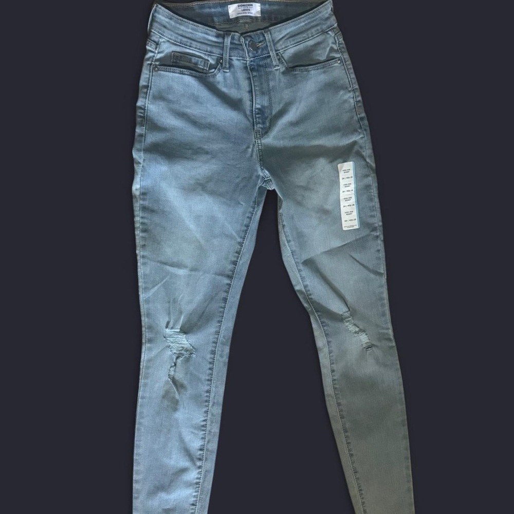 Levi's Women's Skinny Jeans in Light Blue